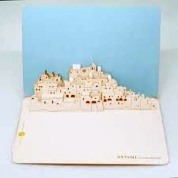 Visualizza i dettagli per CARTOLINA POP UP OSTUNI SKYLINE Immagine di CARTOLINA POP UP OSTUNI SKYLINE
